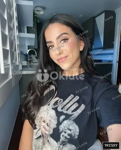 Hey guys I’m here in reading available for fun (t)lenagaryy
