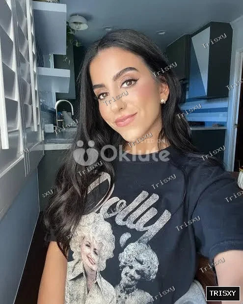 Hey guys I’m here in reading available for fun (t)lenagaryy