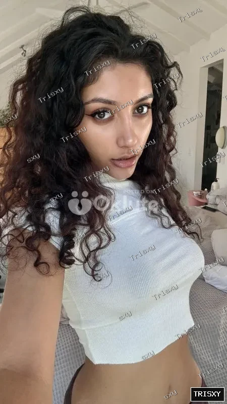 Dirty princess down for all kind of sex meetup